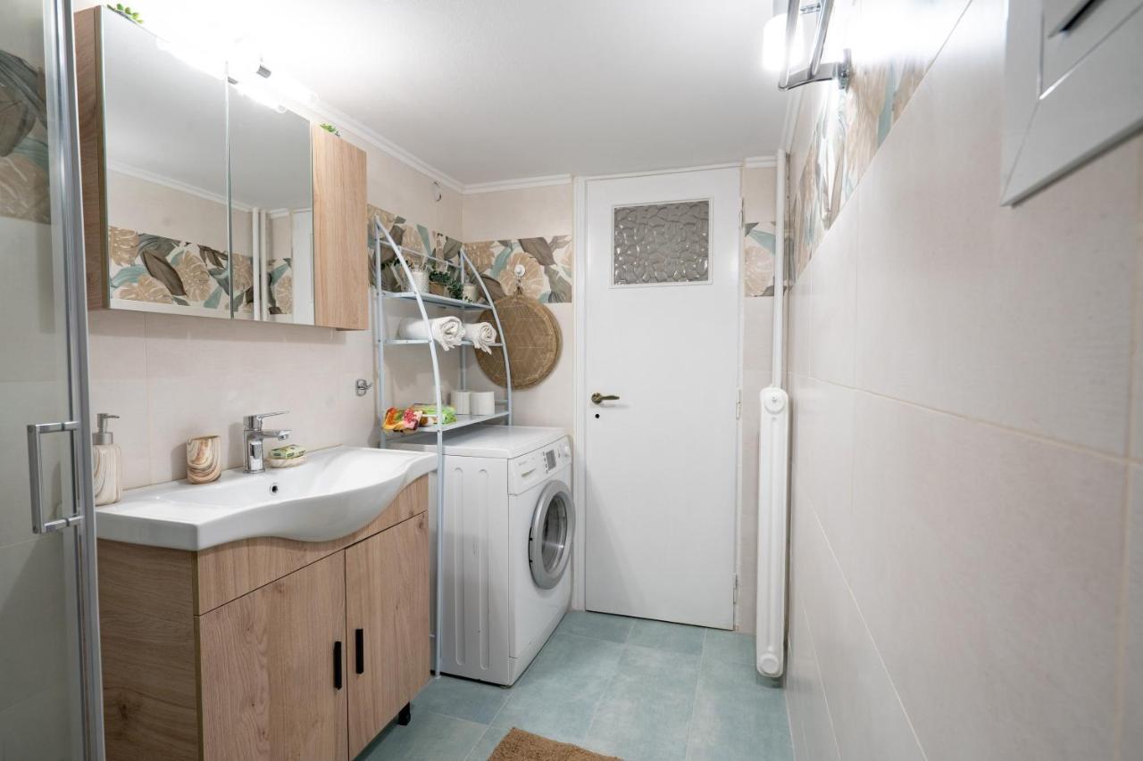 Pasalimani 1 Bedroom 4 Persons Apartment ピレウス エクステリア 写真